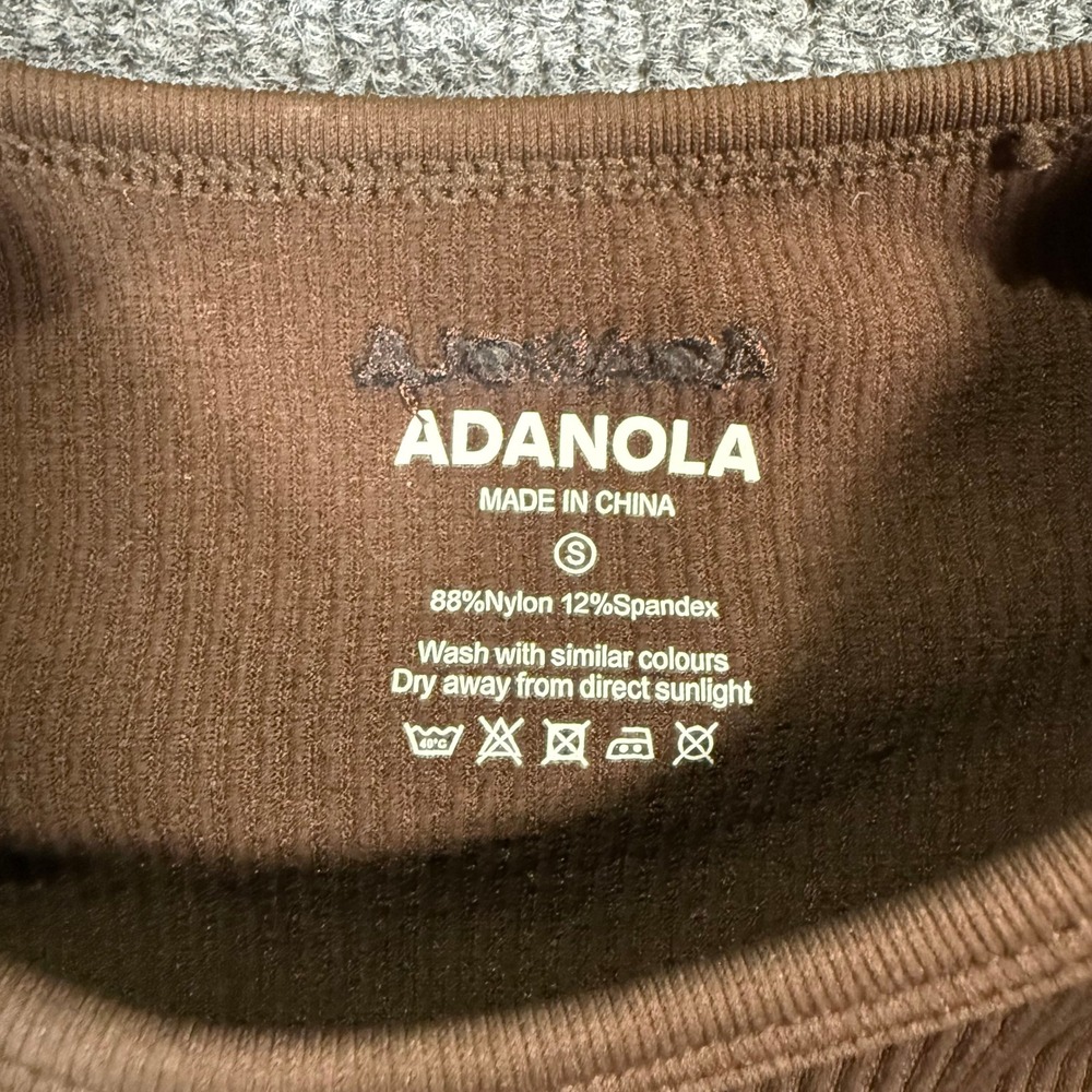 Adanola Ultimate Long Sleeve Crop Top Brown Ribbed Knit Seamless Size Small - Picture 2 of 6